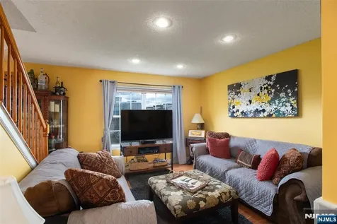 89 Vaughan Drive Newark NJ 07103