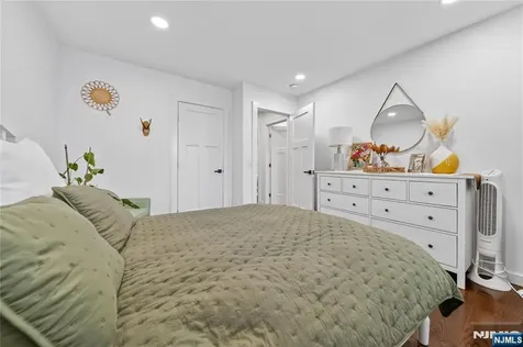 789 Kinderkamack Road Oradell NJ 07649