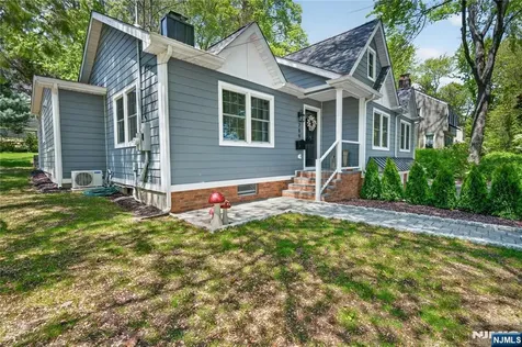 789 Kinderkamack Road Oradell NJ 07649
