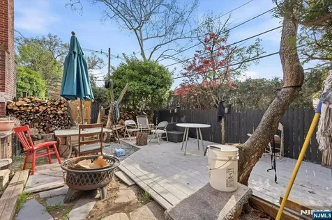 409 Tryon Avenue Englewood NJ 07631