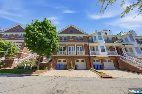 900 Heights Lane Tenafly NJ 07670