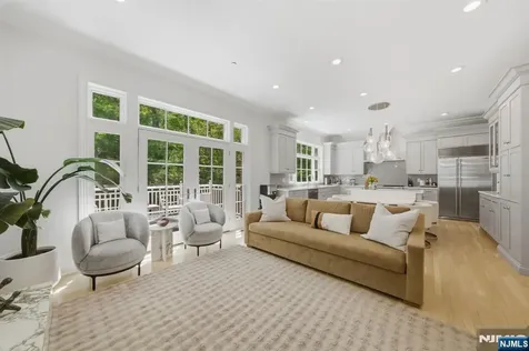 900 Heights Lane Tenafly NJ 07670