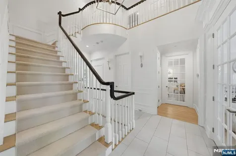 900 Heights Lane Tenafly NJ 07670