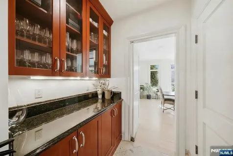 61 Essex Drive Tenafly NJ 07670