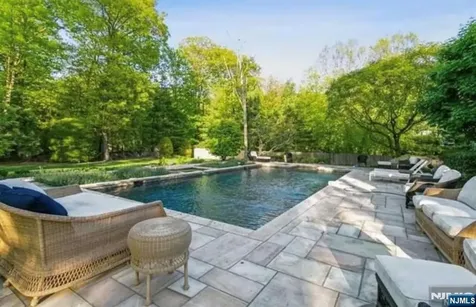 61 Essex Drive Tenafly NJ 07670