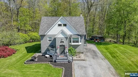 70 Cedar Tree Drive Vernon NJ 07422