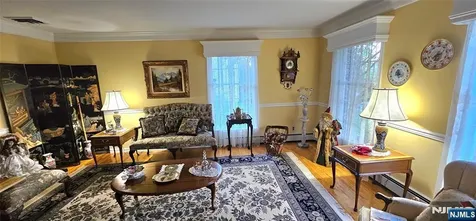 309 Paul Court Wyckoff NJ 07481