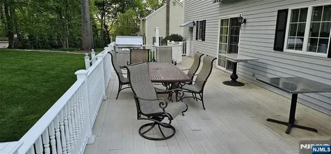 309 Paul Court Wyckoff NJ 07481