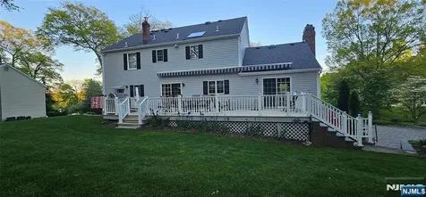309 Paul Court Wyckoff NJ 07481