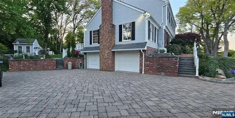 309 Paul Court Wyckoff NJ 07481