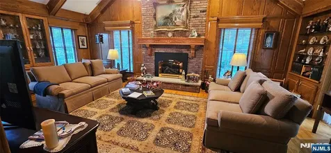 309 Paul Court Wyckoff NJ 07481