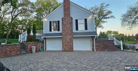 309 Paul Court Wyckoff NJ 07481