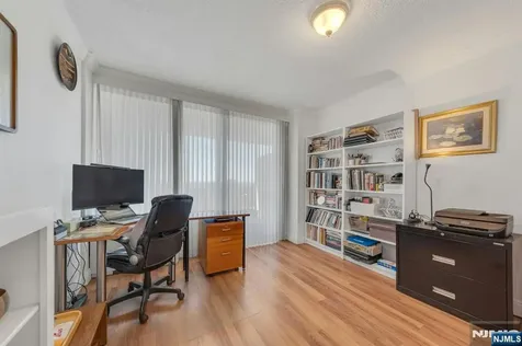 1530 Palisade Avenue Fort Lee NJ 07024