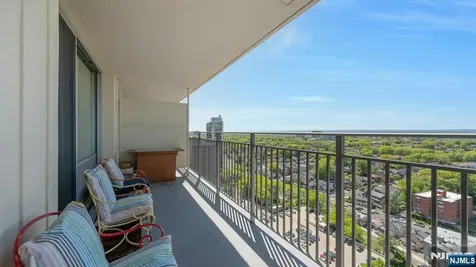 1530 Palisade Avenue Fort Lee NJ 07024