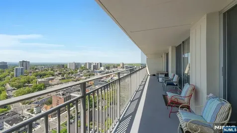1530 Palisade Avenue Fort Lee NJ 07024