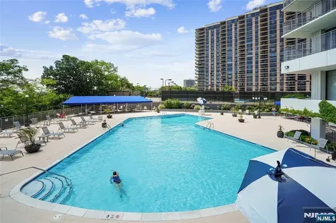 1530 Palisade Avenue Fort Lee NJ 07024