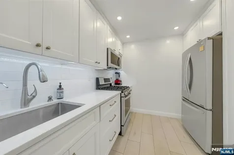 1530 Palisade Avenue Fort Lee NJ 07024