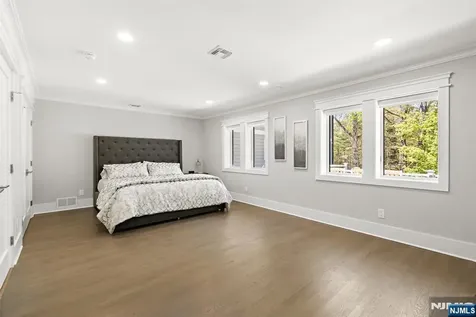 315 Freemans Lane Franklin Lakes NJ 07417