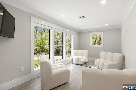 315 Freemans Lane Franklin Lakes NJ 07417