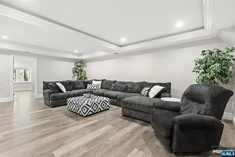 315 Freemans Lane Franklin Lakes NJ 07417