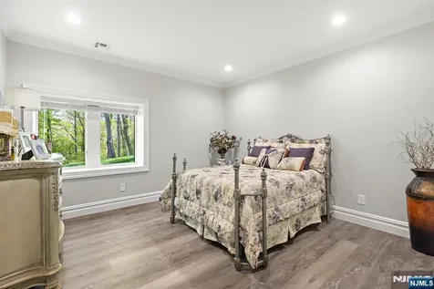 315 Freemans Lane Franklin Lakes NJ 07417