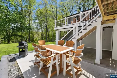 315 Freemans Lane Franklin Lakes NJ 07417