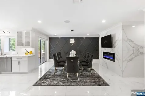315 Freemans Lane Franklin Lakes NJ 07417