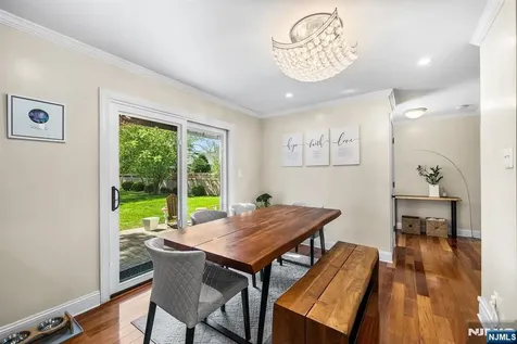 124 Crain Road Paramus NJ 07652