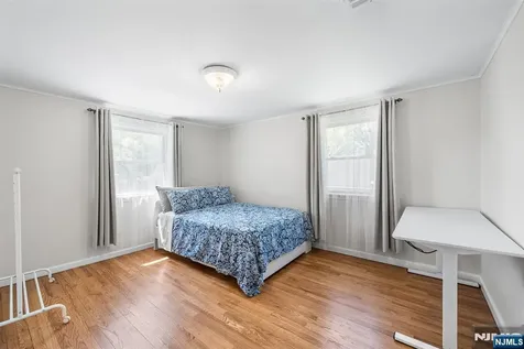 124 Crain Road Paramus NJ 07652