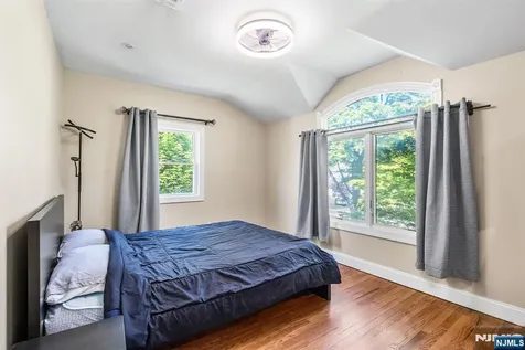 124 Crain Road Paramus NJ 07652