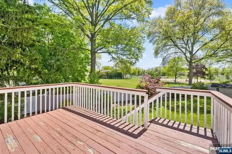 124 Crain Road Paramus NJ 07652