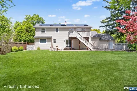 124 Crain Road Paramus NJ 07652