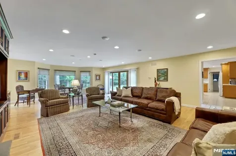 37 Longridge Road Montvale NJ 07645