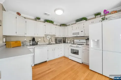 110 Warbler Drive Wayne NJ 07470