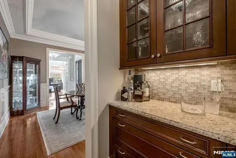 117 Cortland Drive Saddle River NJ 07458
