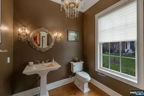 117 Cortland Drive Saddle River NJ 07458