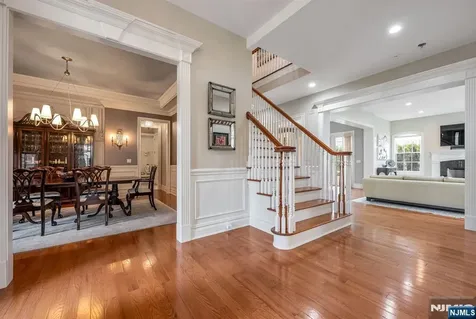 117 Cortland Drive Saddle River NJ 07458