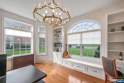 117 Cortland Drive Saddle River NJ 07458