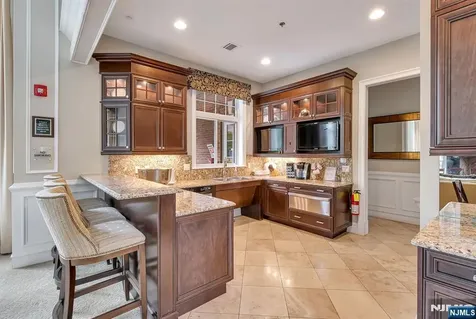 117 Cortland Drive Saddle River NJ 07458