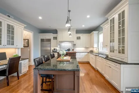 117 Cortland Drive Saddle River NJ 07458