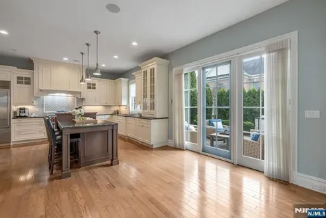 117 Cortland Drive Saddle River NJ 07458