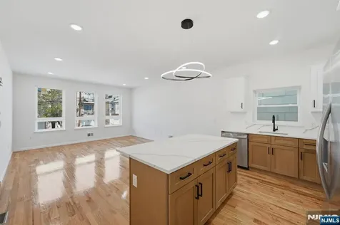 68 Sherman Avenue Newark NJ 07114