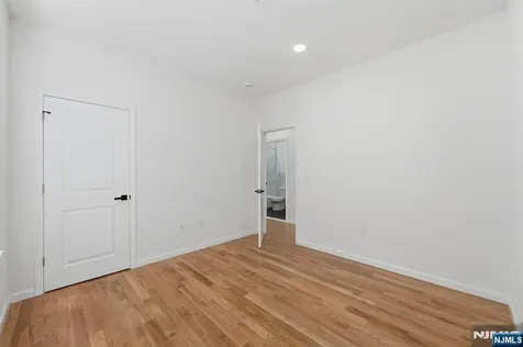 68 Sherman Avenue Newark NJ 07114