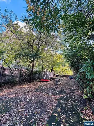212 4th Street Passaic NJ 07055
