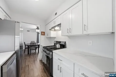 825 Riverside Avenue Lyndhurst NJ 07071