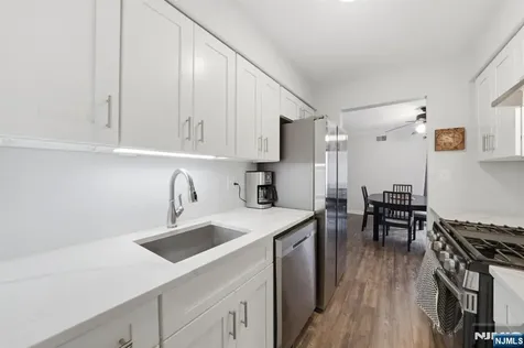 825 Riverside Avenue Lyndhurst NJ 07071