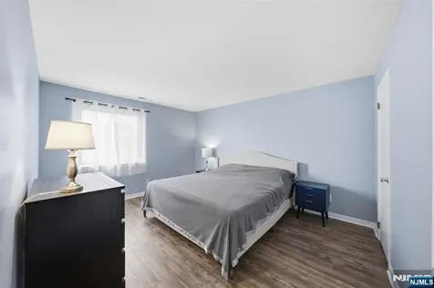 825 Riverside Avenue Lyndhurst NJ 07071