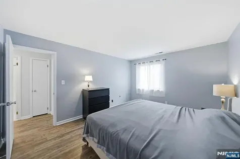 825 Riverside Avenue Lyndhurst NJ 07071