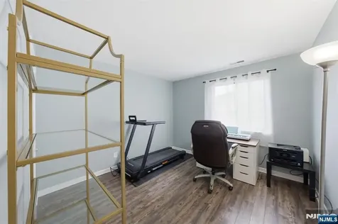 825 Riverside Avenue Lyndhurst NJ 07071