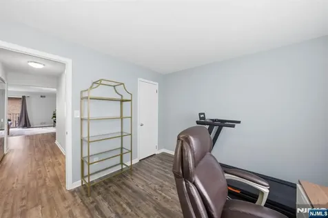 825 Riverside Avenue Lyndhurst NJ 07071